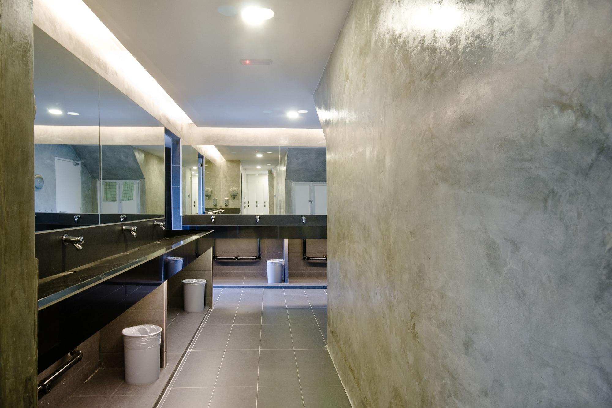 M Qube Hotel Sungai Dua Bukit Extérieur photo