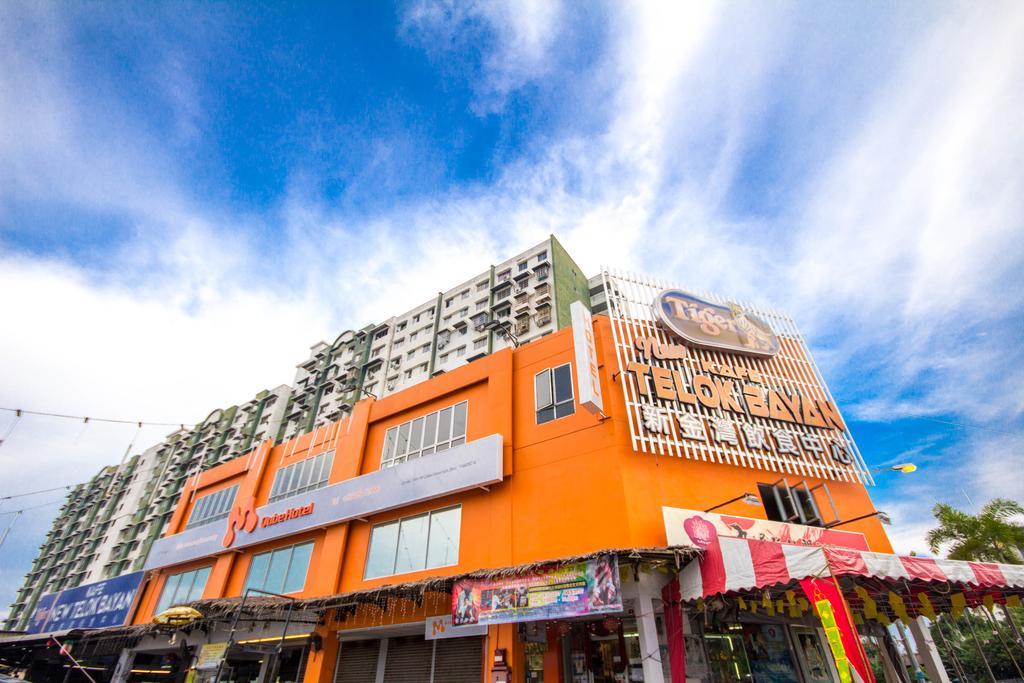 M Qube Hotel Sungai Dua Bukit Extérieur photo