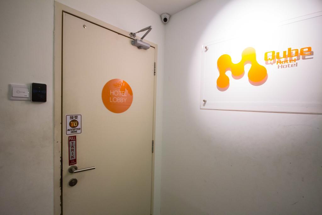 M Qube Hotel Sungai Dua Bukit Extérieur photo