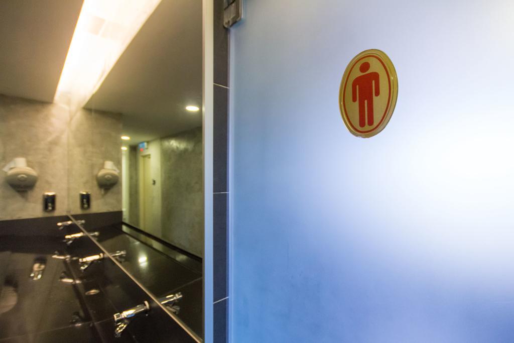M Qube Hotel Sungai Dua Bukit Extérieur photo