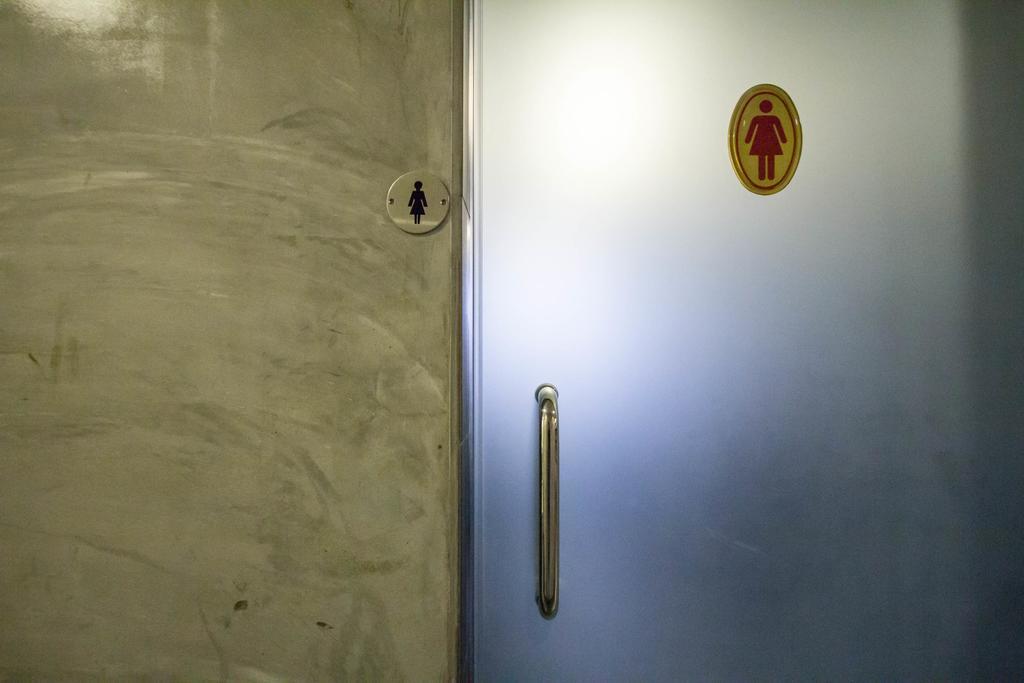 M Qube Hotel Sungai Dua Bukit Extérieur photo