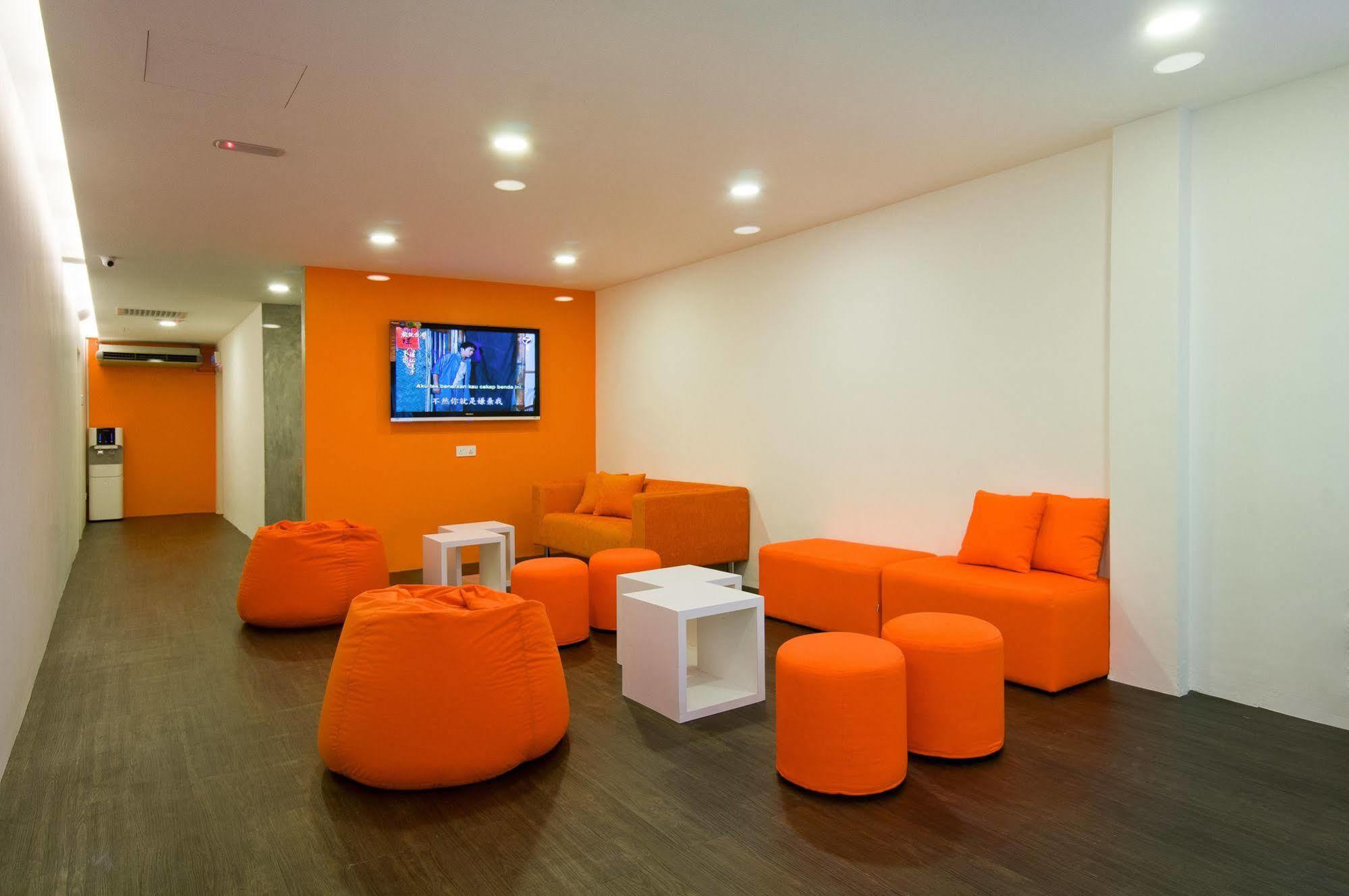 M Qube Hotel Sungai Dua Bukit Extérieur photo