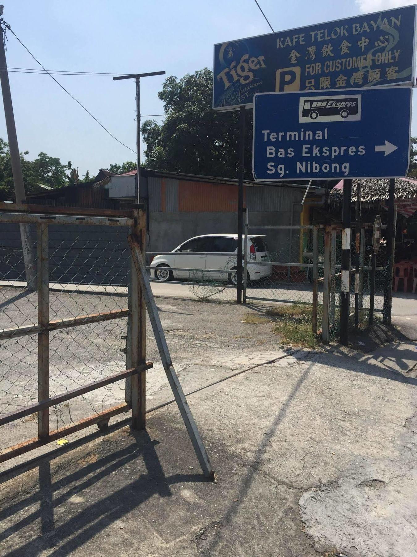 M Qube Hotel Sungai Dua Bukit Extérieur photo
